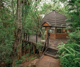 Serenity Mountain and Forest Lodge