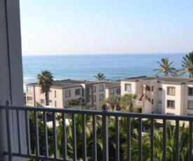 Laguna Beach Apartment 206