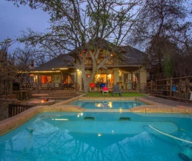 Lovely holiday home bordering Kruger National Park