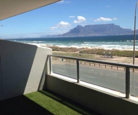 Apartment Beachfront Beauty at Seaspray in Blouberg