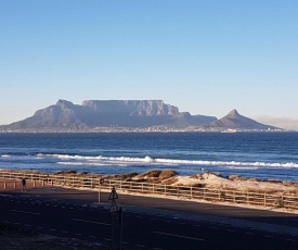 Blouberg Luxury Beachfront Apartment