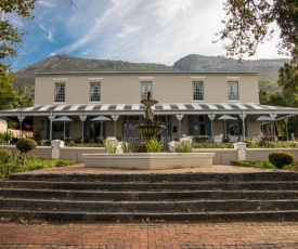 Pontac Manor Hotel & Restaurant