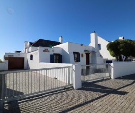 Baywatch Paternoster -The Villa