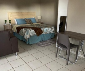 Self Catering Bachelor Suites in Florapark