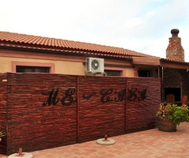 Me Casa Self catering