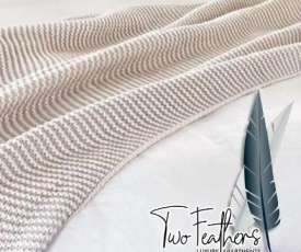 TWO FEATHERS Luxury Apartmemt