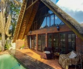 Pantera Lodge - Feel The African Bush In The City
