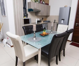 Luxury 2 Bed Apartment in Lifestyle & Golf Estate