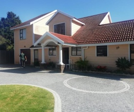 Sedgies Self Catering Apartments