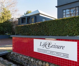 Life & Leisure Boutique Guest House