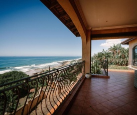 5 Bedroom Tuscan Styled Home in Umdloti Beach