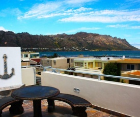 20 Cayman Beach, Gordon's Bay