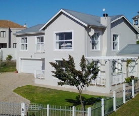 Spacious Beach House