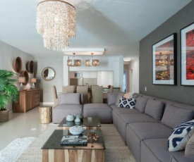 Dolphin Beach Luxury Apartment by STADTGOLD