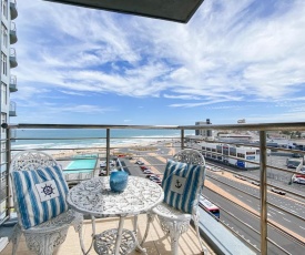 Horizon Bay 306 Beachfront Apartment