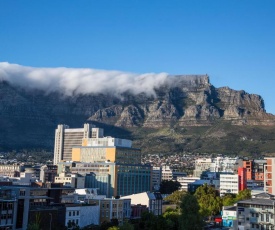 Luxurious loft with amazing view of Table Mountain