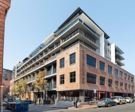 Luxury De Waterkant Apartments