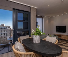 Luxury Modern Cape Town Apartment in 16 on Bree