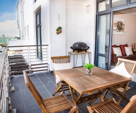 Modern Ocean Views 2 Bedroom 112 Eden on The Bay, Blouberg, Cape Town