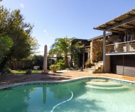 Table Mountain Forest Villa