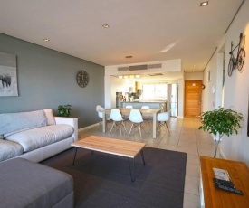 Upmarket City Apartment near V&A Waterfront!