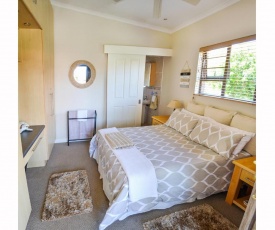 Addo Park River House Rooms