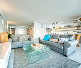 9ChakasCove- Luxury Family apartment on the beach