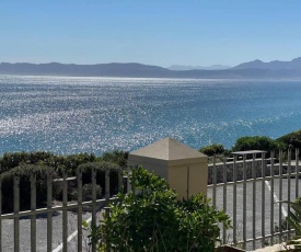 The View @ Whale Cove De Kelders