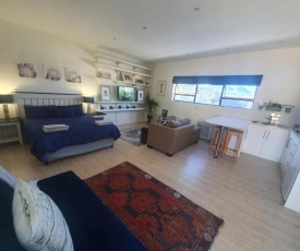 Riverside private studio apartment in George, Garden Route