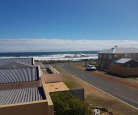 HERMANUS , SANDBAAI holiday house