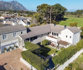 Hermanus Lodge on the Green