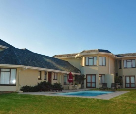 Sandbaai Country House