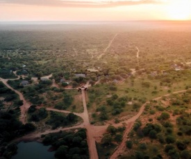 Tshukudu Game Lodge