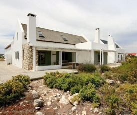 Bamboesbaai Beach House